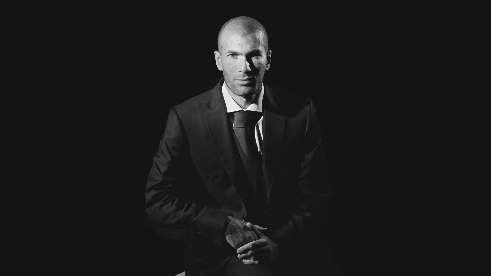 开云-四球狂胜!多特蒙德主场强势登顶积分榜